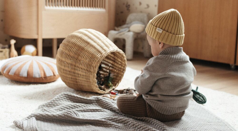 Warme Babydecke mit trendiger Struktur aus reiner Merinowolle mulesing-free 90cm x 90cm.